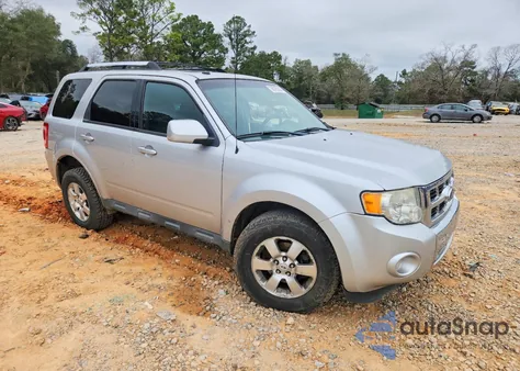 2011 Ford Escape Limited z USA, uszkodzony, nr VIN 1FMCU9EG7BKC05670